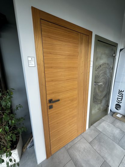 Drzwi bezprzylgowe Dewro ST 01, 80 Prawe z kolor orzech amerykański fornir naturalny 800 zł - obrazek 7